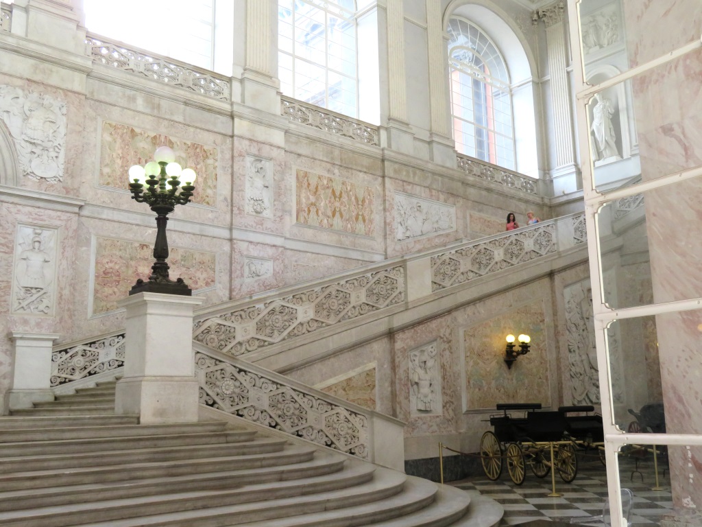 Naples - Palazzo Reale INT